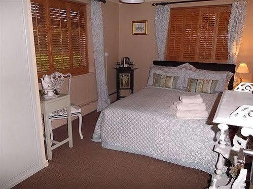 Richmond Lane Guest House - Aa Accredited Ромси Экстерьер фото